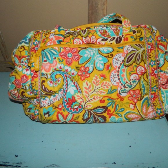 Vera Bradley Make a Change Diaper Bag Provecal - Picture 6 of 7